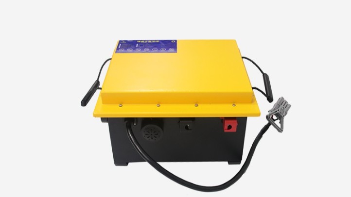 駕駛洗地機專用全裕智慧鋰電池 24V150AH